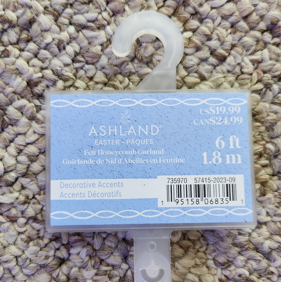 Set of 3 Spring/ Easter garland - Picture 3 of 8